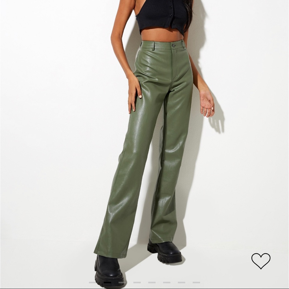 NWT Motel Rocks Zoven Flare Trouser in Pu Green